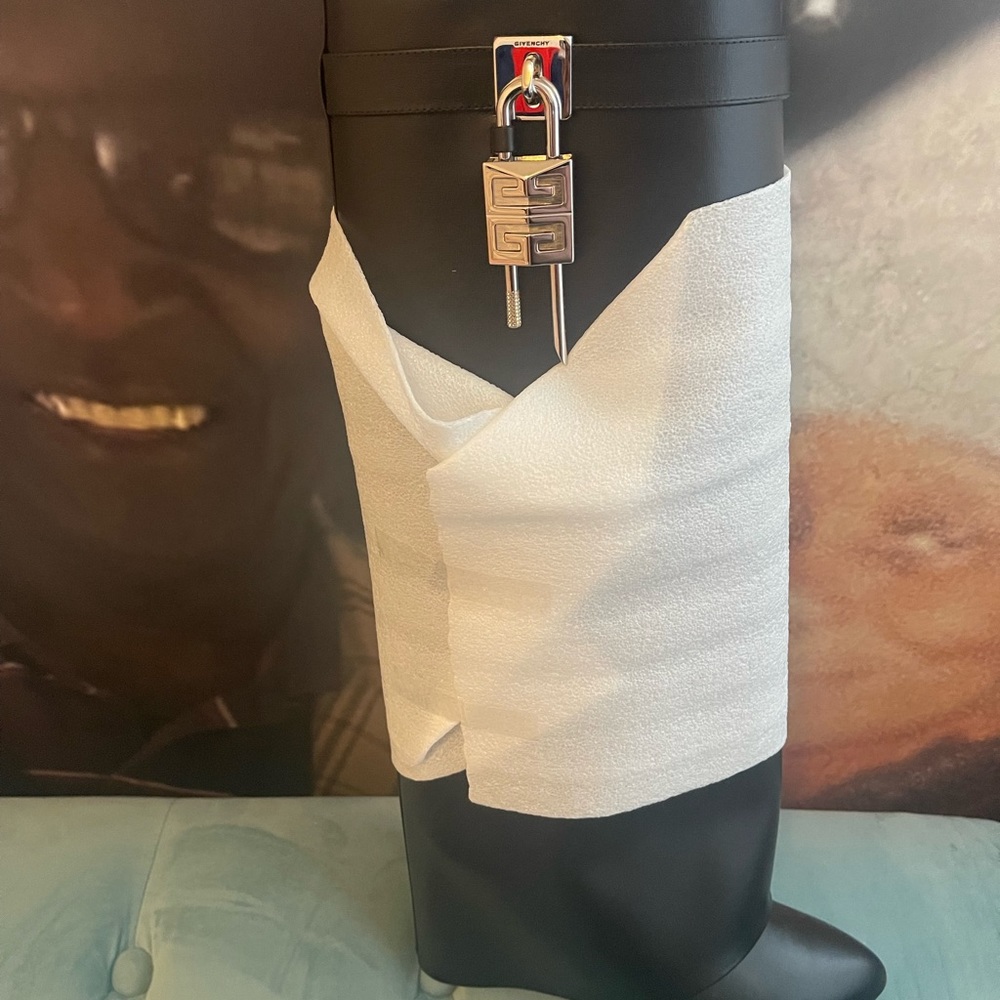 Brand new Givenchy shark boots never worn have proof of purchase size 40